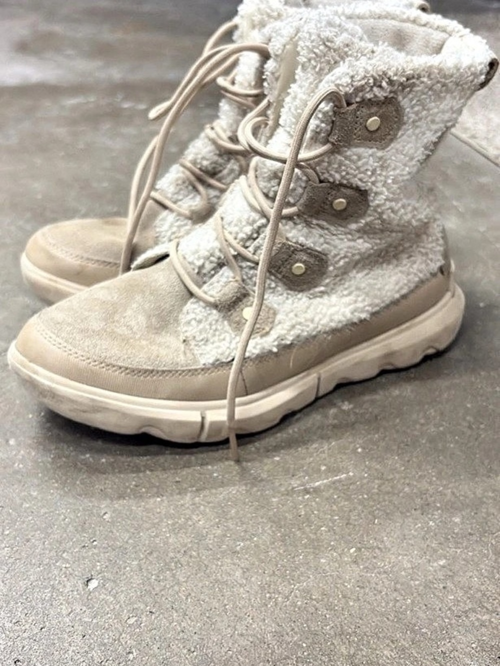 SOREL Women's Explorer II Joan Cozy